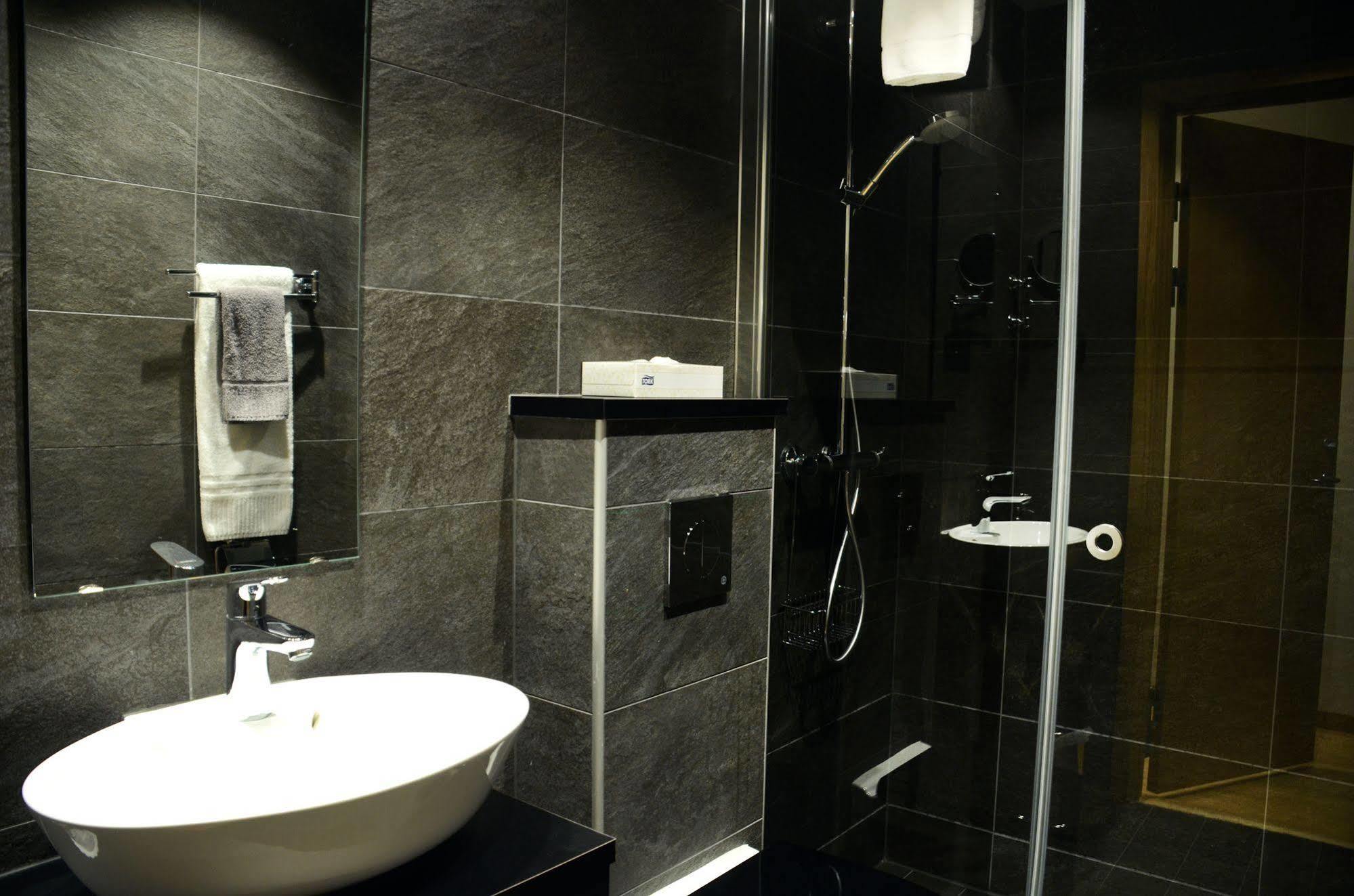 Home Hotel Bilan Karlstad Zewnętrze zdjęcie